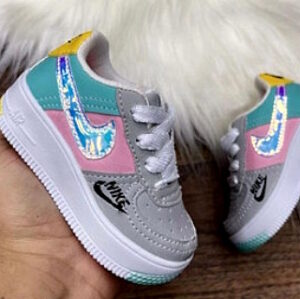 Tênis Infantil Holográfico Linha Conforto Feminino em Couro Envio Imediato